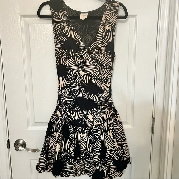 Anthropologie Drop-Waist Bubble Hem Dress Sz S - Picture 3 of 13
